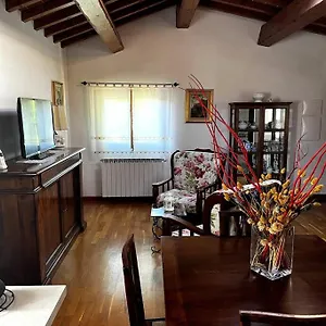 Charming Townhouse With Garden Appartamento