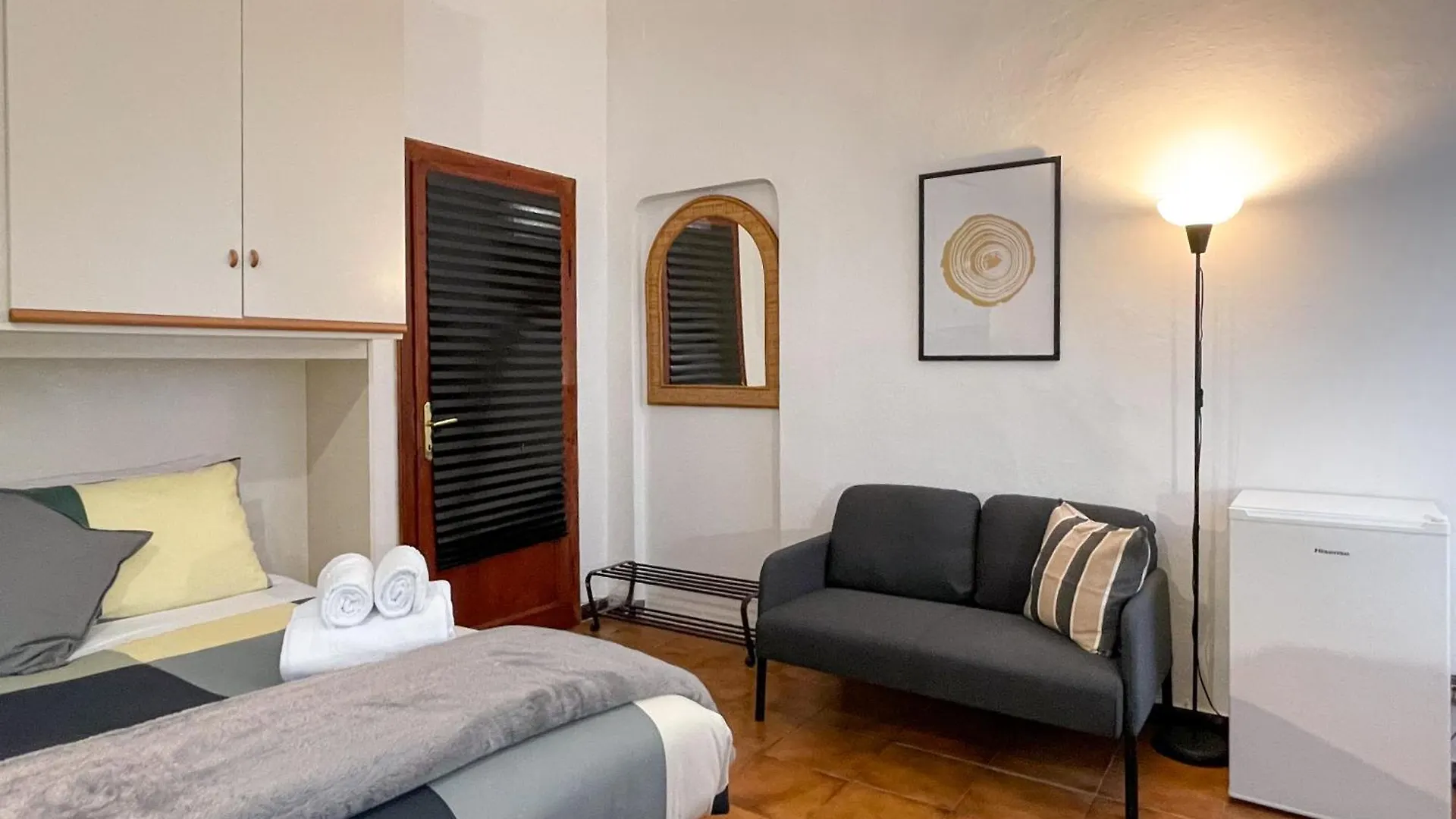 La Casa Di Eli Appartamenti Pisa 0*,  Italy