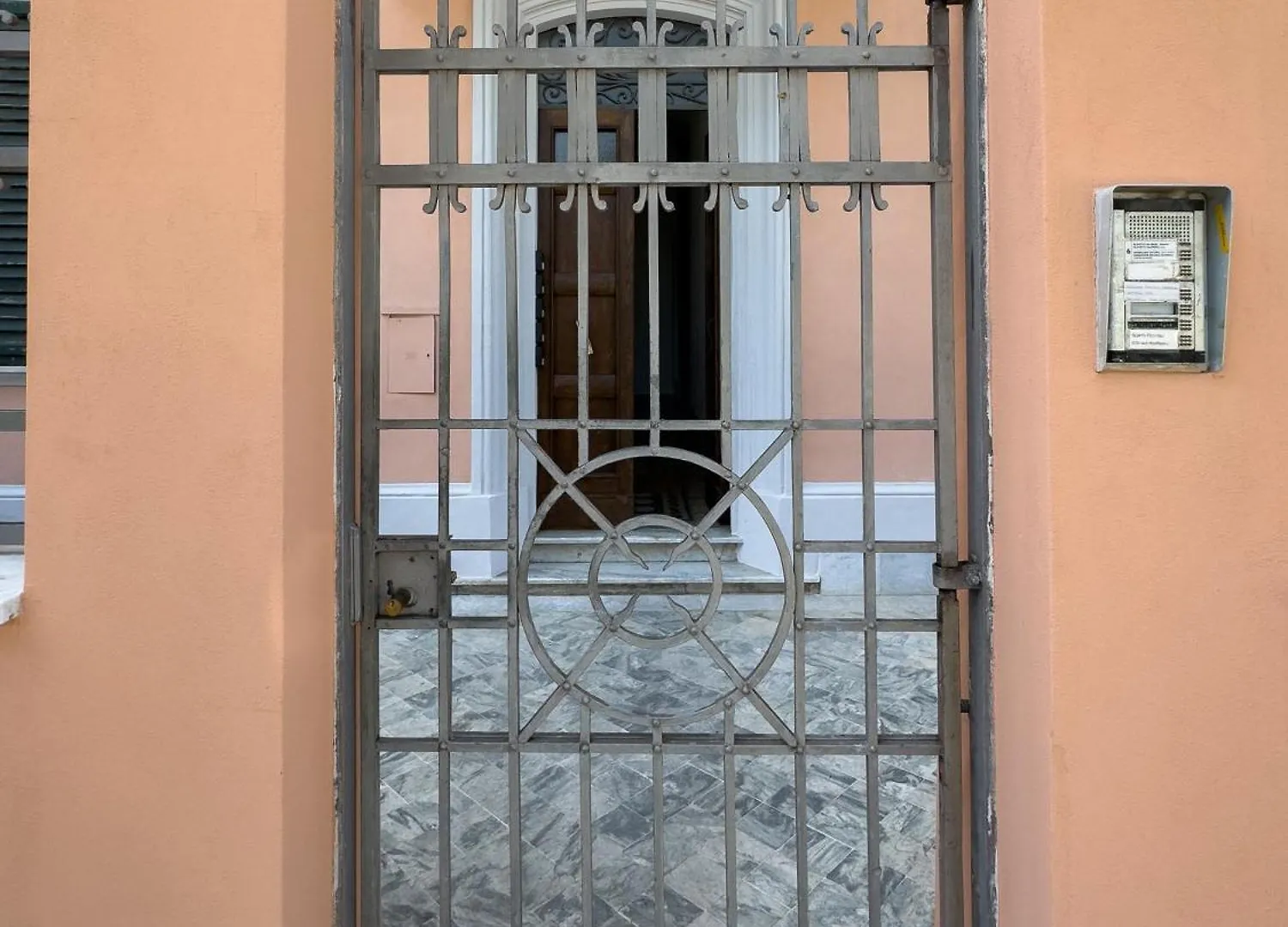 La Casa Di Eli Appartamenti Pisa
